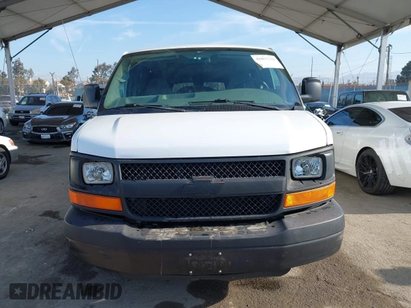 2006 Chevrolet Express Passenger with VIN 1GAHG39U861269171, listed as a IAAI auction lot 42057339 with 83,576 mi miles and . Bid and sale history available at DreamBid. Image 12.
