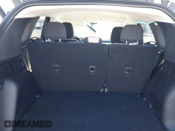 2022 Ford Escape SE z VIN 1FMCU0G64NUB64536, wystawiony jako IAAI lot #41834238 z przebiegiem 31 686 mil mil oraz . Historia ofert i sprzedaży dostępna na DreamBid. Obrazek 18.