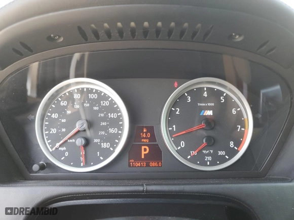 2013 BMW X6 M with VIN 5YMGZ0C51D0C40136, listed as a Copart auction lot 86296144 with 110,413 mi miles and Salvage Title. Bid and sale history available at carsss.com. Image 9.
