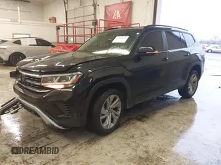 2022 Volkswagen Atlas 3.6L V6 SE w/Technology with VIN 1V2HR2CA3NC545414, listed as a IAAI auction lot 41088885 with 44,658 mi miles. Bid and sale history available at carsss.com. Image 17.
