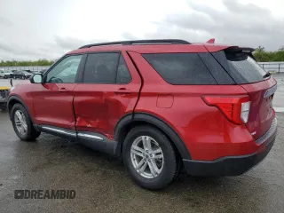 2020 Ford Explorer XLT with VIN 1FMSK7DH8LGC47284, listed as a Copart auction lot 47899495 with 52,016 mi miles and Salvage Title. Bid and sale history available at carsss.com. Image 2.
