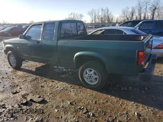 1995 Dodge Dakota z VIN 1B7GG23Y6SW902465, wystawiony jako Copart lot #44148865 z przebiegiem 174 126 mil mil oraz Czysty tytuł • Clean title. Historia ofert i sprzedaży dostępna na DreamBid. Obrazek 2.