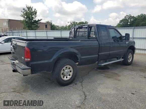 2006 Ford F-250 XL with VIN 1FTSX21556ED55204, listed as a Copart auction lot 62774135 with 266,214 mi miles and Clean title. Bid and sale history available at DreamBid. Image 3.