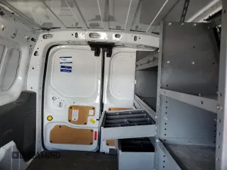 2015 Ford Transit Connect XLT z VIN NM0LS7F7XF1190202, wystawiony jako Copart lot #63536205 z przebiegiem 112 966 mil mil oraz Czysty tytuł • Clean title. Historia ofert i sprzedaży dostępna na DreamBid. Obrazek 10.