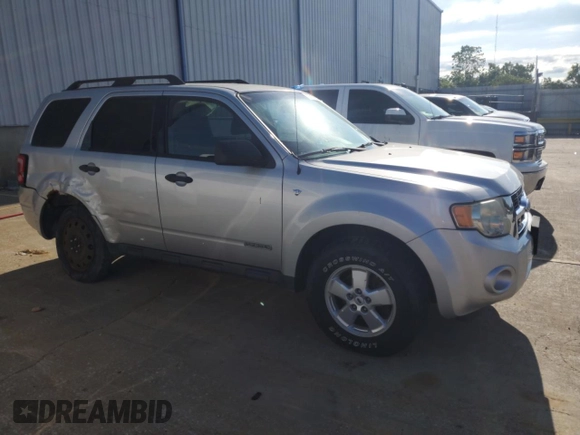 2008 Ford Escape XLT z VIN 1FMCU931X8KA91977, wystawiony jako Copart lot #57676725 z przebiegiem 119 460 mil mil oraz Nie do naprawy • Non repairable. Historia ofert i sprzedaży dostępna na DreamBid. Obrazek 4.