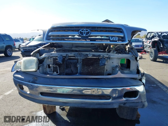 2001 Toyota Tundra SR5 with VIN 5TBRT34161S220253, listed as a IAAI auction lot 41598840 with 242,488 mi miles and . Bid and sale history available at carsss.com. Image 6.