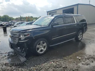 2018 Chevrolet Suburban Premier z VIN 1GNSKJKC3JR108908, wystawiony jako Copart lot #61961835 z przebiegiem 101 325 mil mil oraz Szkoda całkowita • Salvage title. Historia ofert i sprzedaży dostępna na DreamBid. Obrazek 1.