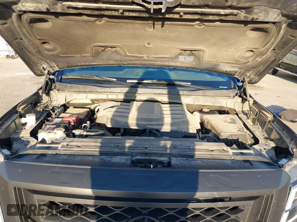 2021 Nissan Titan Pro-4X z VIN 1N6AA1ED1MN517476, wystawiony jako IAAI lot #41422217 z przebiegiem 62 650 mil mil oraz . Historia ofert i sprzedaży dostępna na DreamBid. Obrazek 10.