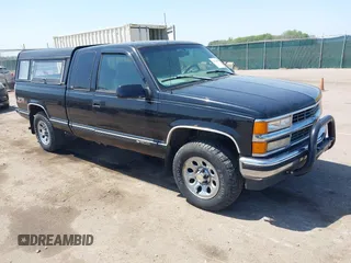 1998 Chevrolet Silverado 1500 with VIN 2GCEK19RXW1115404, listed as a IAAI auction lot 42176667 with 218,413 mi miles and . Bid and sale history available at DreamBid. Image 1.