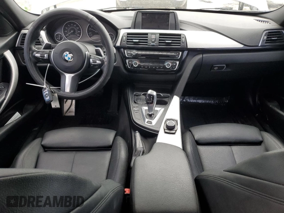 2018 BMW 3 Series 330e iPerformance with VIN WBA8E1C57JA180183, listed as a Copart auction lot 88513245 with 33,632 mi miles and Clean Title. Bid and sale history available at carsss.com. Image 8.
