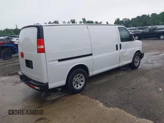 2014 Chevrolet Express Cargo с VIN 1GCSGAFX0E1165143, выставлен на аукционе IAAI как лот 42325013 с пробегом 176 783 миль миль и . История ставок и продаж доступна на DreamBid. Изображение 4.