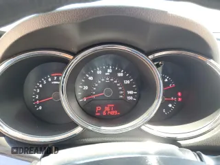 2013 Kia Sorento LX with VIN 5XYKT3A61DG372659, listed as a Copart auction lot 57787855 with 61,489 mi miles and Salvage title. Bid and sale history available at DreamBid. Image 9.