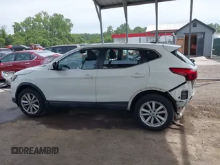 2017 Nissan Rogue SV with VIN JN1BJ1CP6HW020012, listed as a IAAI auction lot 42341308 with 87,600 mi miles and . Bid and sale history available at DreamBid. Image 15.
