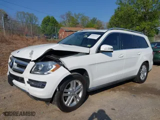 2014 Mercedes-Benz GL-Class GL 450 with VIN 4JGDF7CE5EA430524, listed as a IAAI auction lot 42020941 with 84,544 mi miles. Bid and sale history available at carsss.com. Image 6.