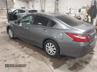 2016 Nissan Altima SR with VIN 1N4AL3AP8GC213365, listed as a IAAI auction lot 41757090 with 141,065 mi miles and . Bid and sale history available at carsss.com. Image 3.