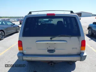 2001 Jeep Cherokee Sport with VIN 1J4FF48SX1L568532, listed as a IAAI auction lot 42738398 with 281,001 mi miles and . Bid and sale history available at DreamBid. Image 16.