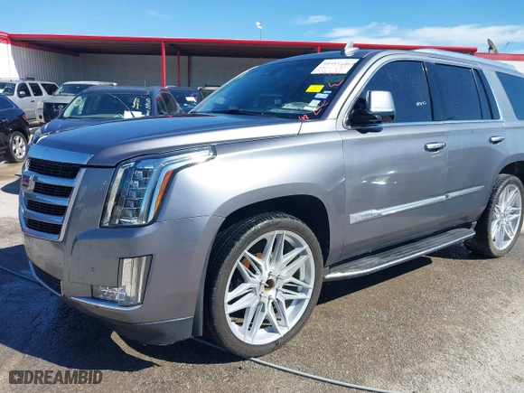 2018 Cadillac Escalade Luxury with VIN 1GYS3BKJ0JR147752, listed as a IAAI auction lot 41419140 with 124,376 mi miles. Bid and sale history available at carsss.com. Image 2.