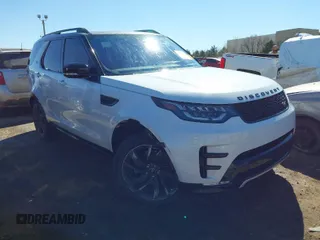 2017 Land Rover Discovery HSE Luxury with VIN SALRHBBV2HA037084, listed as a IAAI auction lot 41669255 with 136,651 mi miles. Bid and sale history available at carsss.com. Image 1.