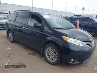 2015 Toyota Sienna XLE с VIN 5TDYK3DC7FS675661, выставлен на аукционе IAAI как лот 41826530 с пробегом 211 914 миль миль и . История ставок и продаж доступна на DreamBid. Изображение 1.