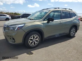 2021 Subaru Forester Premium with VIN JF2SKAJCXMH480462, listed as a Copart auction lot 88809135 with 26,212 mi miles and Salvage Title. Bid and sale history available at carsss.com. Image 1.
