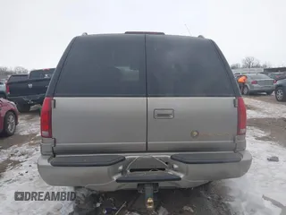 2000 Cadillac Escalade z VIN 1GYEK63R1YR197386, wystawiony jako IAAI lot #41386599 z przebiegiem 77 657 mil mil oraz . Historia ofert i sprzedaży dostępna na DreamBid. Obrazek 17.