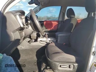 2021 Toyota Tacoma 4WD SR5 with VIN 3TMDZ5BN0MM101524, listed as a Copart auction lot 47534145 with 112,792 mi miles and Salvage Title. Bid and sale history available at carsss.com. Image 7.