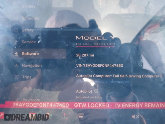 2022 Tesla Model Y Performance with VIN 7SAYGDEF0NF447460, listed as a IAAI auction lot 41670250 with 28,287 mi miles. Bid and sale history available at carsss.com. Image 7.