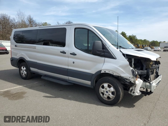 2018 Ford Transit Passenger XL with VIN 1FBZX2YM0JKA72915, listed as a Copart auction lot 54671675 with 68,695 mi miles and Salvage title. Bid and sale history available at DreamBid. Image 4.
