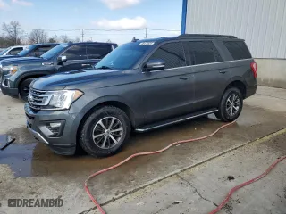 2018 Ford Expedition XLT with VIN 1FMJU1JT6JEA27582, listed as a Copart auction lot 46470825 with 137,861 mi miles and Non Repairable. Bid and sale history available at carsss.com. Image 1.
