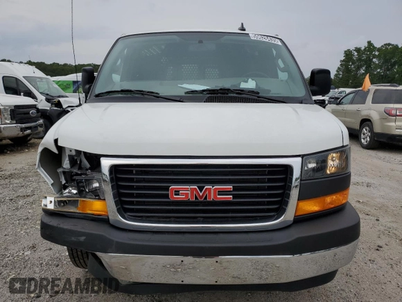 2024 GMC Savana Cargo z VIN 1GTW7AFP6R1163940, wystawiony jako Copart lot #59626435 z przebiegiem 16 183 mil mil oraz Czysty tytuł • Clean title. Historia ofert i sprzedaży dostępna na DreamBid. Obrazek 5.