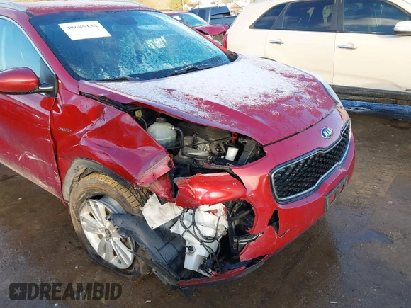 2018 Kia Sportage LX z VIN KNDPMCAC8J7360591, wystawiony jako IAAI lot #38685134 z przebiegiem 95 649 mil mil oraz . Historia ofert i sprzedaży dostępna na DreamBid. Obrazek 6.