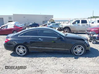2011 Mercedes-Benz E-Class E 550 with VIN WDDKJ7CB7BF076428, listed as a IAAI auction lot 41785339 with 111,582 mi miles. Bid and sale history available at carsss.com. Image 12.