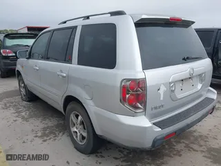 2007 Honda Pilot EX-L with VIN 5FNYF28577B016446, listed as a IAAI auction lot 41975258 with 172,276 mi miles. Bid and sale history available at carsss.com. Image 3.