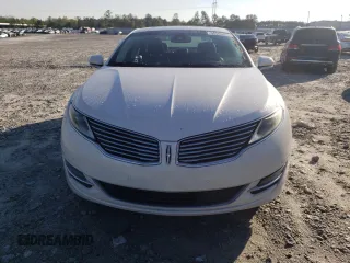 2015 Lincoln MKZ Hybrid z VIN 3LN6L2LUXFR624386, wystawiony jako Copart lot #52366325 z przebiegiem 126 405 mil mil oraz Szkody całkowita. Historia ofert i sprzedaży dostępna na DreamBid. Obrazek 5.
