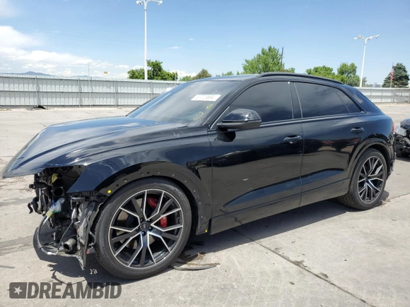 2021 Audi SQ8 Prestige z VIN WA1CWBF1XMD001592, wystawiony jako Copart lot #55723694 z przebiegiem 24 528 mil mil oraz Szkoda całkowita • Salvage title. Historia ofert i sprzedaży dostępna na DreamBid. Obrazek 1.