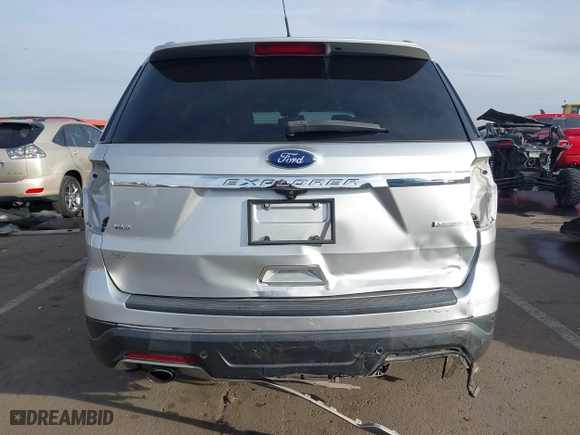 2019 Ford Explorer XLT with VIN 1FM5K7DHXKGA09853, listed as a IAAI auction lot 41597540 with 109,726 mi miles. Bid and sale history available at carsss.com. Image 17.