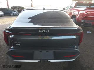 2025 Kia K4 LXS with VIN 3KPFT4DE5SE036436, listed as a IAAI auction lot 41518576 with 1,906 mi miles. Bid and sale history available at carsss.com. Image 16.