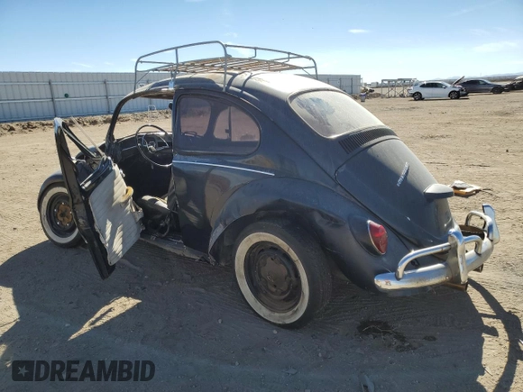 1967 Volkswagen Beetle with VIN 117141737, listed as a Copart auction lot 77373074 with 22,424 mi miles and Salvage Title. Bid and sale history available at DreamBid. Image 2.