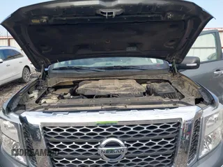 2018 Nissan Titan SV z VIN 1N6AA1EJ0JN518166, wystawiony jako IAAI lot #42124998 z przebiegiem 99 443 mil mil oraz . Historia ofert i sprzedaży dostępna na DreamBid. Obrazek 10.