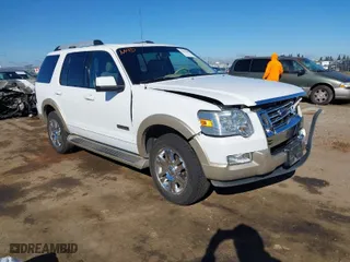 2006 Ford Explorer Eddie Bauer with VIN 1FMEU74E26UA59864, listed as a IAAI auction lot 41631105 with 119,348 mi miles. Bid and sale history available at carsss.com. Image 1.