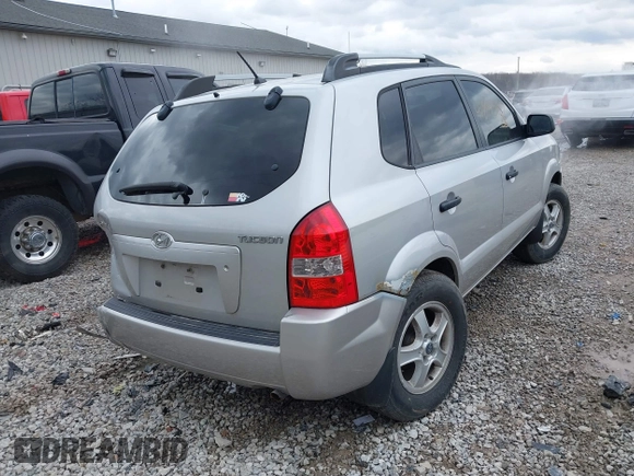 2006 Hyundai Tucson GL with VIN KM8JM12B56U480904, listed as a IAAI auction lot 41844087 with 216,322 mi miles. Bid and sale history available at carsss.com. Image 4.