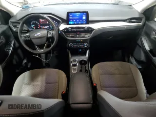 2021 Ford Escape SE z VIN 1FMCU0G6XMUA67758, wystawiony jako Copart lot #58309095 z przebiegiem 122 563 mil mil oraz Czysty tytuł • Clean title. Historia ofert i sprzedaży dostępna na DreamBid. Obrazek 8.