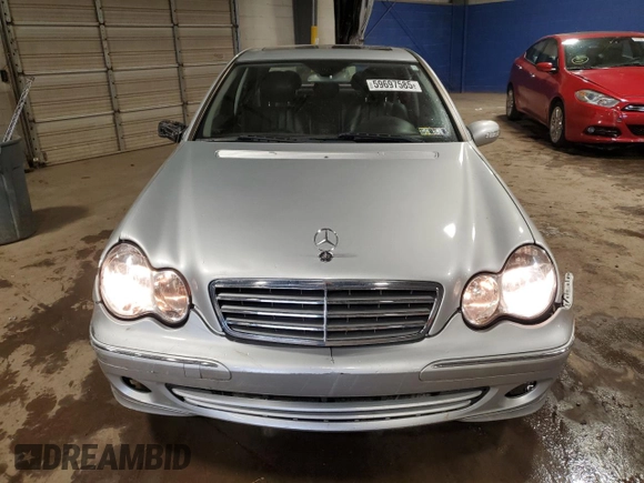2006 Mercedes-Benz C 280 Luxury with VIN WDBRF92H56F759258, listed as a Copart auction lot 59697585 with 100,601 mi miles and Salvage title. Bid and sale history available at DreamBid. Image 5.