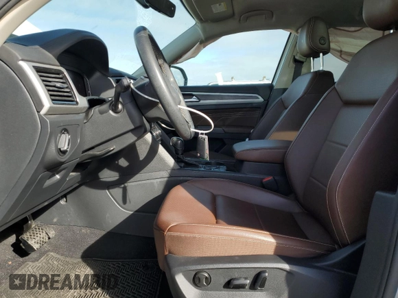 2022 Volkswagen Atlas SE with VIN 1V2JR2CA6NC558188, listed as a Copart auction lot 44167285 with 29,581 mi miles and Salvage title. Bid and sale history available at DreamBid. Image 7.