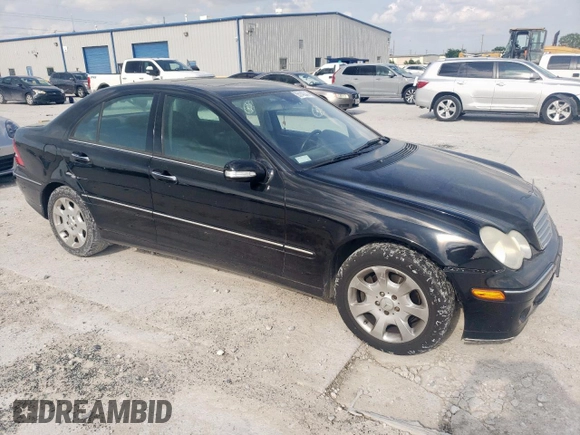 2006 Mercedes-Benz C 280 Luxury with VIN WDBRF54H66F801331, listed as a Copart auction lot 55140345 with 143,157 mi miles and Salvage title. Bid and sale history available at DreamBid. Image 4.