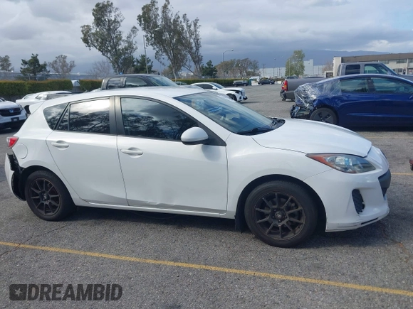 2012 Mazda Mazda3 i Touring with VIN JM1BL1L82C1695636, listed as a IAAI auction lot 41812909 with 199,314 mi miles. Bid and sale history available at carsss.com. Image 13.