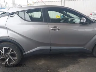 2018 Toyota C-HR XLE z VIN NMTKHMBX0JR007935, wystawiony jako IAAI lot #41805818 z przebiegiem 58 366 mil mil oraz . Historia ofert i sprzedaży dostępna na DreamBid. Obrazek 14.