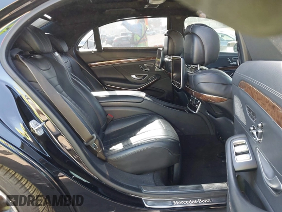 2014 Mercedes-Benz S 550 z VIN WDDUG8CBXEA039906, wystawiony jako IAAI lot #42323455 z przebiegiem 96 692 mil mil oraz . Historia ofert i sprzedaży dostępna na DreamBid. Obrazek 8.