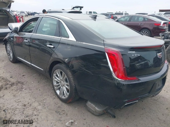 2019 Cadillac XTS Luxury with VIN 2G61M5S38K9152522, listed as a IAAI auction lot 41670026 with NaN miles. Bid and sale history available at carsss.com. Image 3.