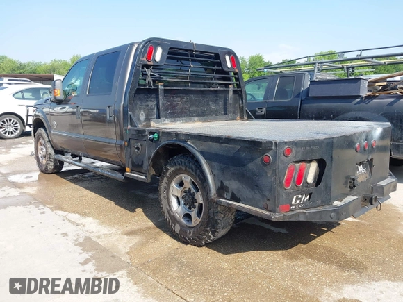 2015 Ford F-250 Lariat z VIN 1FT7W2BT8FED53078, wystawiony jako IAAI lot #41957641 z przebiegiem 305 396 mil mil oraz . Historia ofert i sprzedaży dostępna na DreamBid. Obrazek 3.